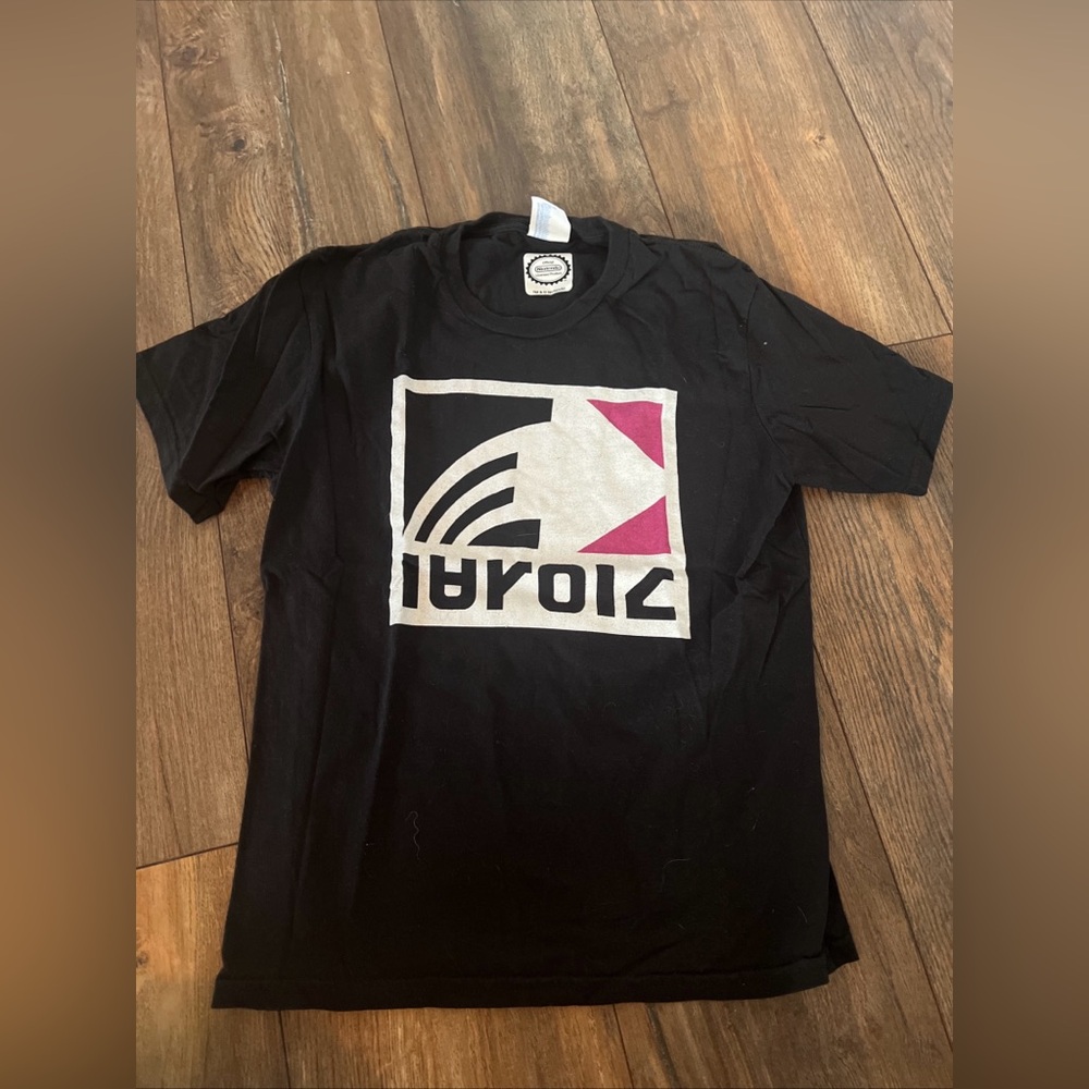 Nintendo Splatoon Themed T-Shirt - size medium youth
